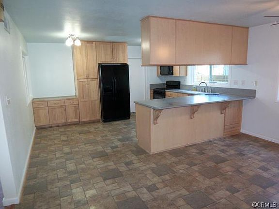 5th image of 4588 Fir Ave