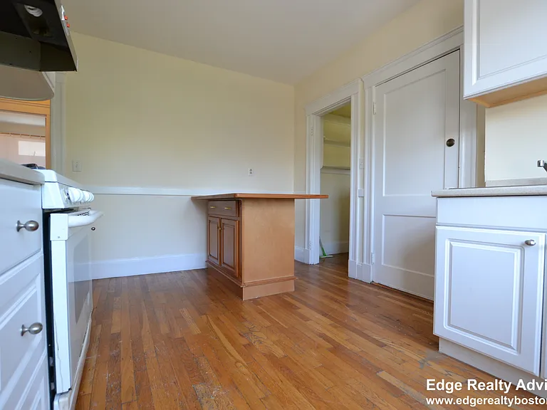 44 Bostonia Ave #2 — Photo 11