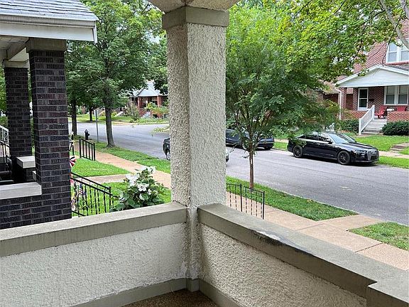 5th image of 5211 Robert Ave