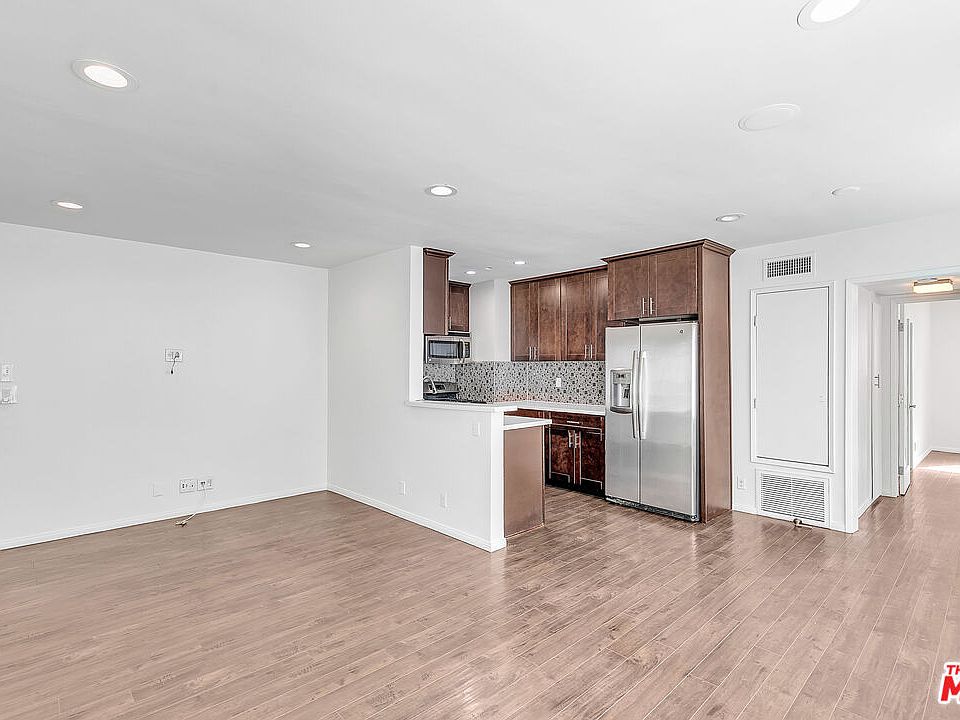 1st image of 1837 N La Brea Ave APT 12