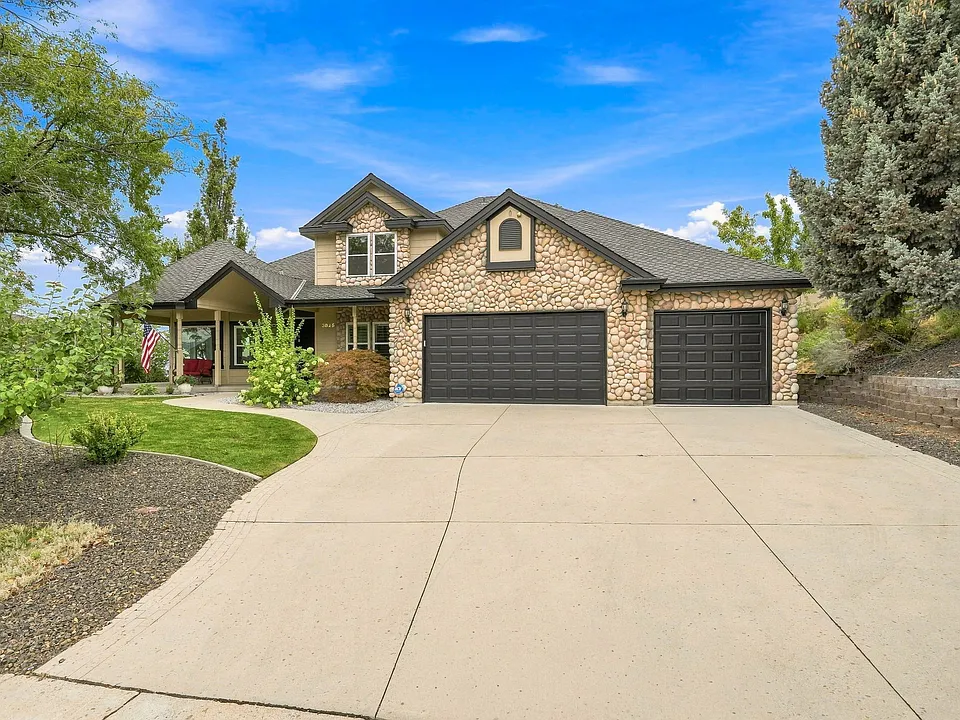 3825 W Quail Heights Ct