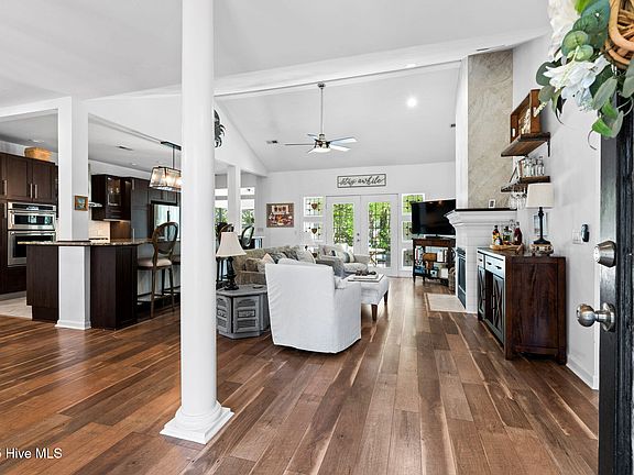 4th image of 4145 Brighton Lane