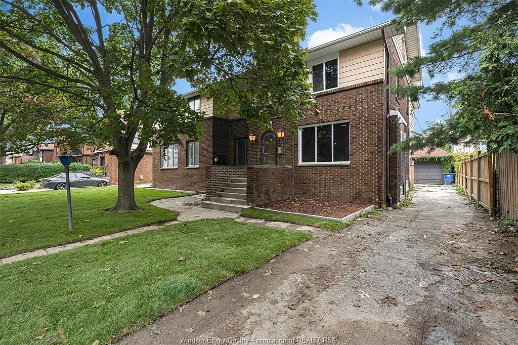 10 bed, $3,800 — Photo 2