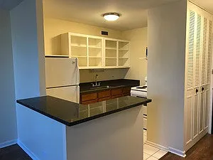 Studio, 1.0 bath, $1,400 — Photo 4