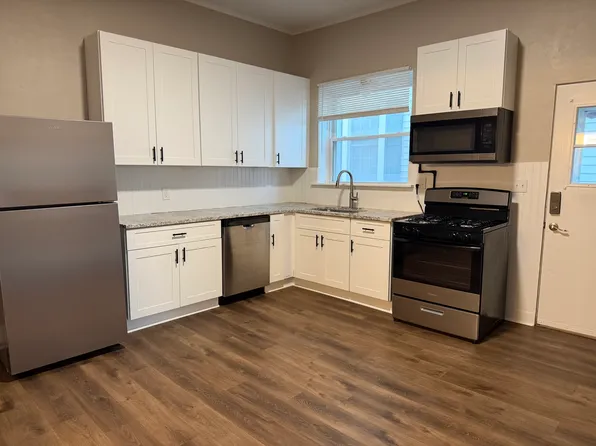 316 W Mill St APT 3, Waterloo, IL 62298