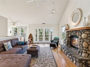 305 Summit Rd, Lake Arrowhead, CA 92352