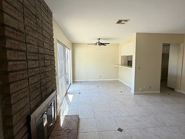 1302 Gina Dr — Photo 7