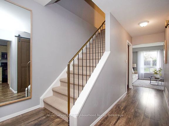 5th image of 16 Hailey Ct