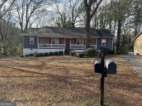 143 E Campbellton St, Fairburn, GA 30213