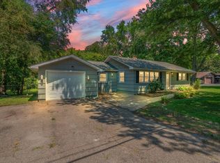 6286 Old Porter Rd, Portage, IN 46368