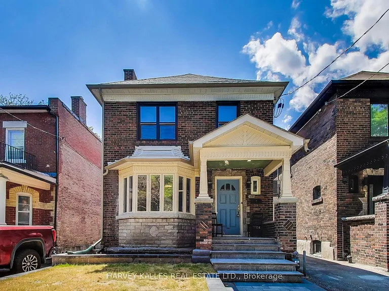 338 Markham St — Photo 1
