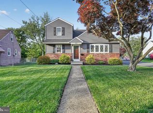 537 Dewey Parker Ave, Audubon, NJ 08106