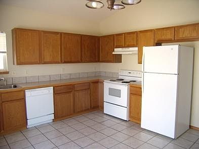 2nd image of 1012 N Cedar Point Cir