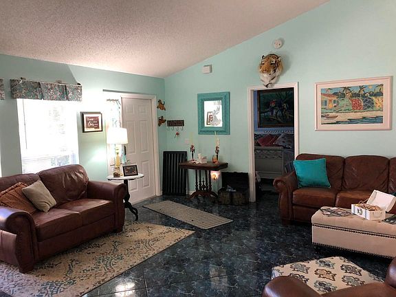 5th image of 2886 SW Vittorio St