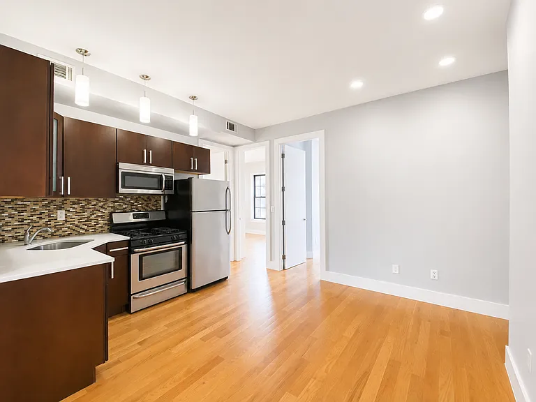 355 Stockton St #2A — Photo 2