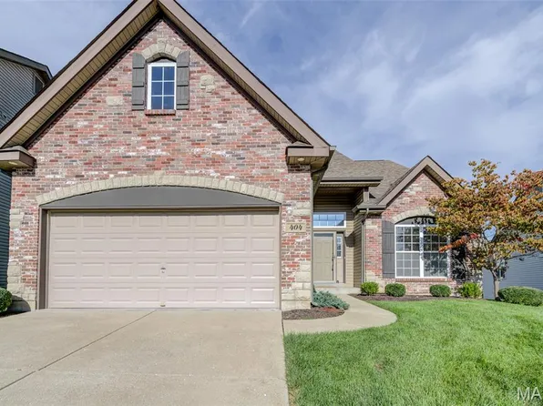 404 Kaliedoscope Ln, Saint Peters, MO 63376
