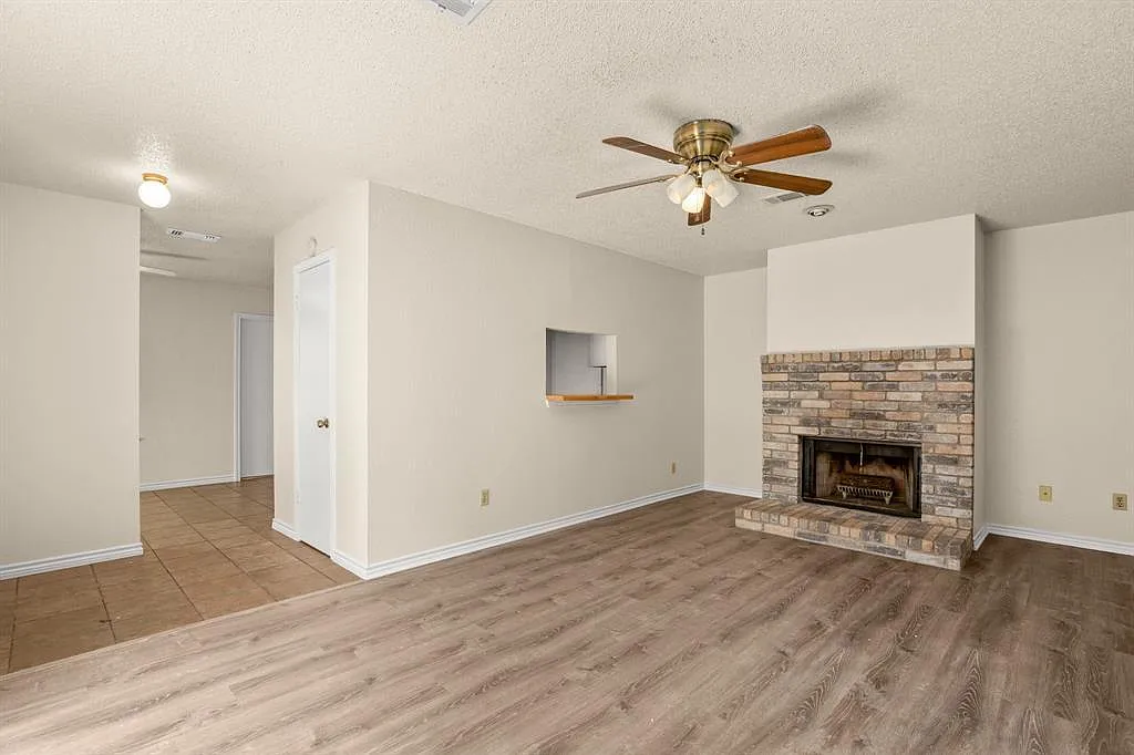 13309 Saddlebrook Trl — Photo 3