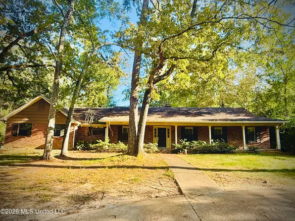 2119 E Northside Dr, Jackson, MS 39211