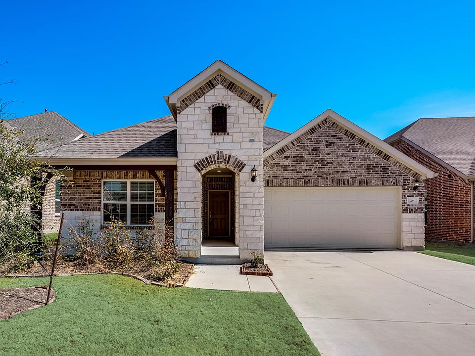 1st image of 705 Windward Dr