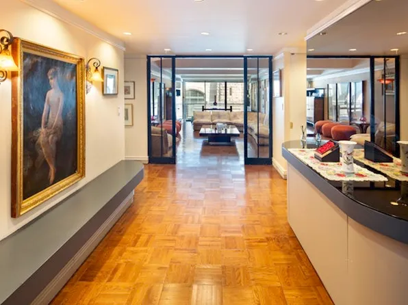 425 East 58th Street image 4 of 8