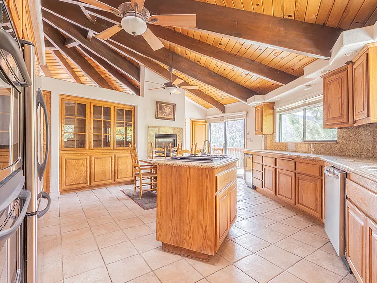 6326 Bluebird Rd — Photo 40