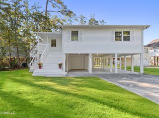 6071 Comanche St, Kiln, MS 39556