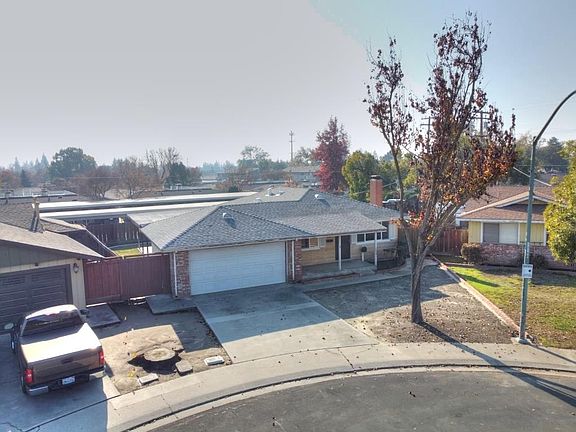 4th image of 2001 La Veta Ct