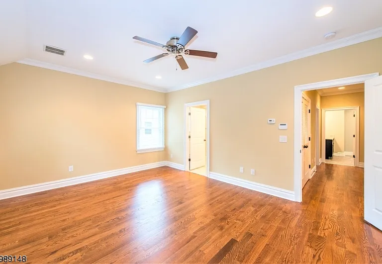 64 Kent Place Blvd #A — Photo 8