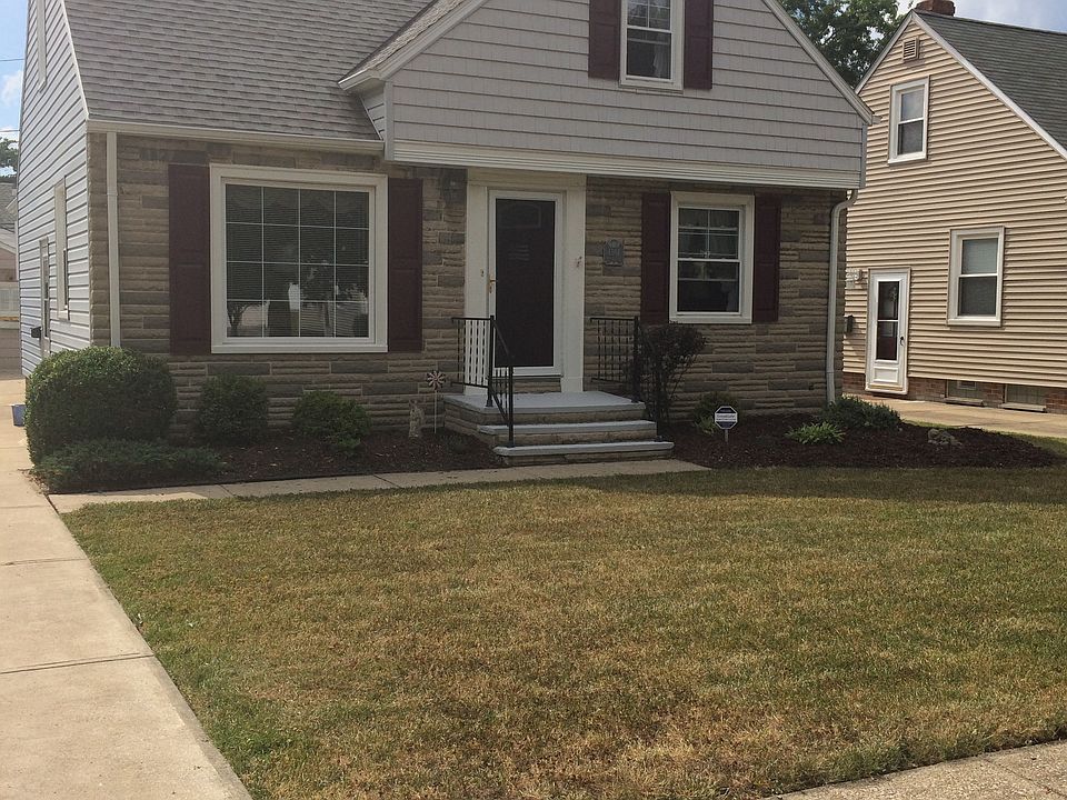 1st image of 4564 Forest Edge Dr