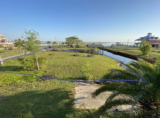 101 Harrison Rd, Bay Saint Louis, MS 39520