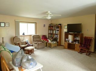 W4580 Roach Ln, Jefferson, WI 53549