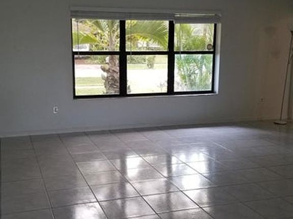 5th image of 14507 Larkspur Ln