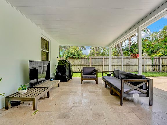 5th image of 3122 Pierson Drive