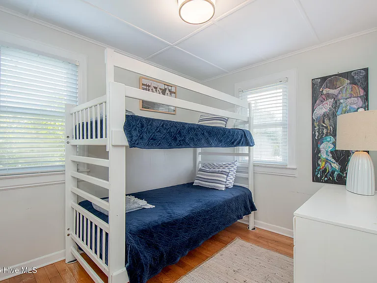 1534 Ann St — Photo 22