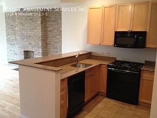 4th image of 1418 N Mohawk St Floor 3