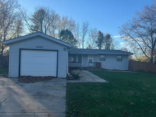 1625 S 5th Pl, St Charles, IL 60174