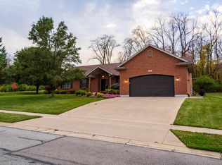 2711 Bridlewood Dr, Sidney, OH 45365