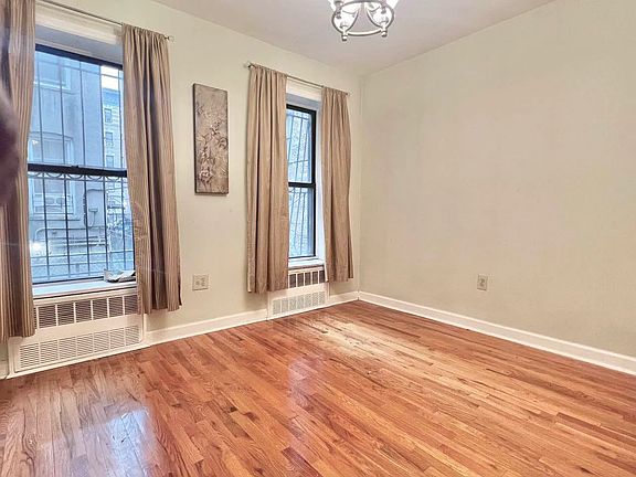 4th image of 558 W 148th St #4A