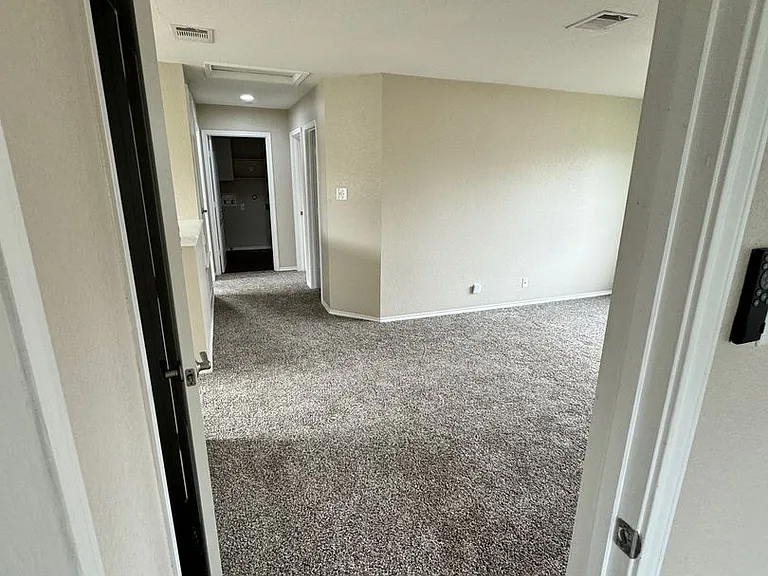 349 Tower Dr — Photo 19