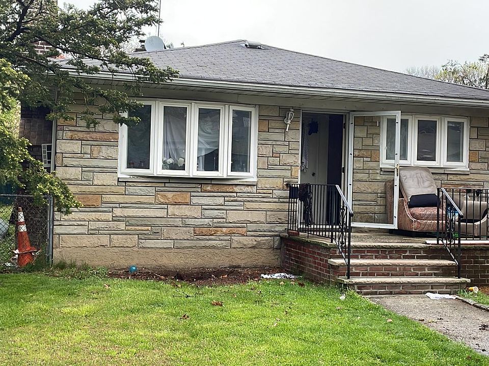 1st image of 8127 242nd St