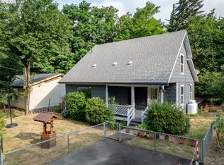 93 SW Ruckel St, Cascade Locks, OR 97014