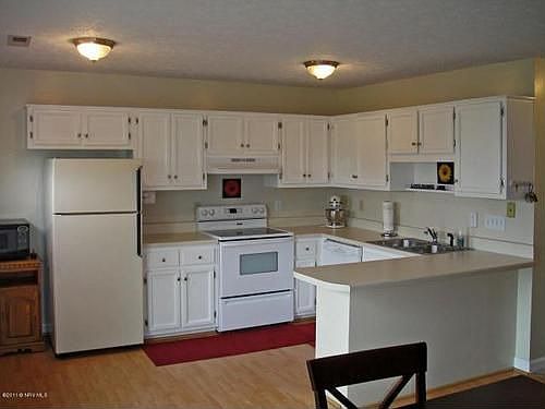 4th image of 515 Kamran Dr NW