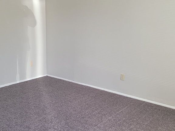 4th image of 3234 N Talbot Ave APT 4