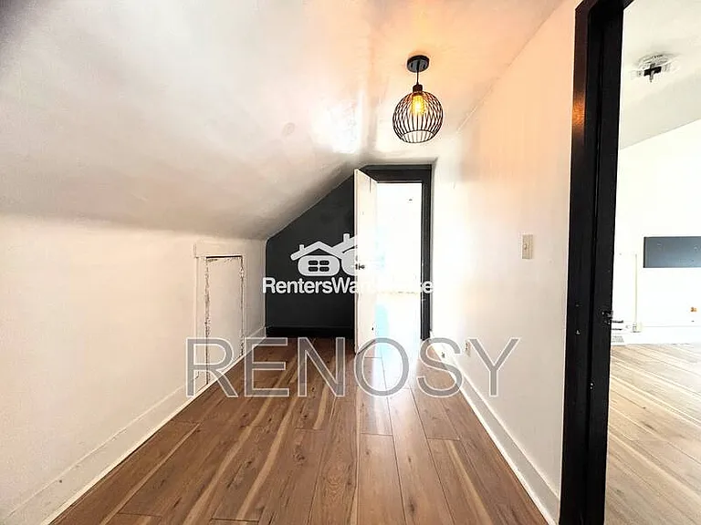 1171 21st St #2 — Photo 11