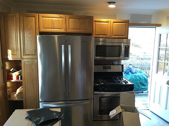 Main floor kitchen 