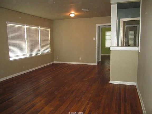 3rd image of 4324 Culpepper Dr