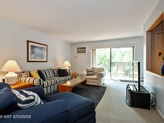 3rd image of 535 Waterbury Court 2705