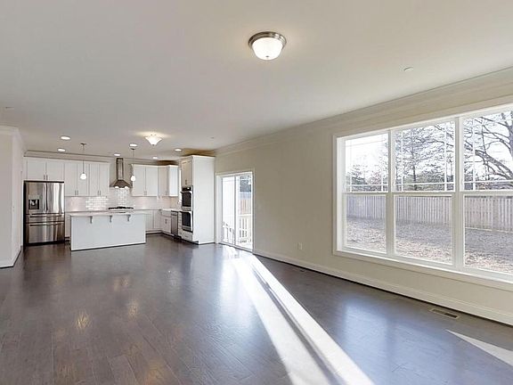 2nd image of 515 Sylview Dr