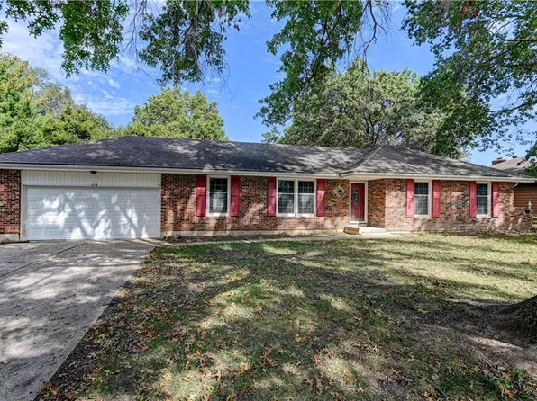 213 Johnson St, Buckner, MO 64016