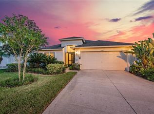 5307 War Admiral Dr, Zephyrhills, FL 33544